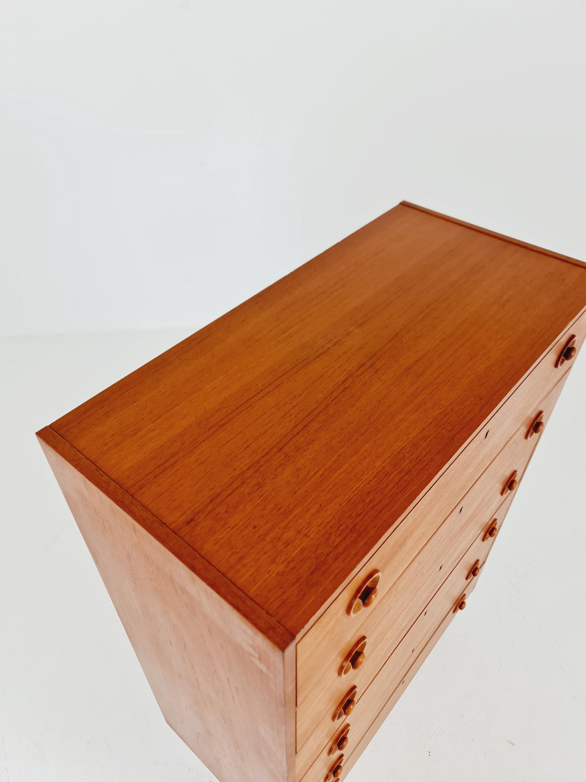 Midcentury danish design chest of drawers / drawer dresser /6 drawers cabinet By Ejsing Möbelfabrik 1960s