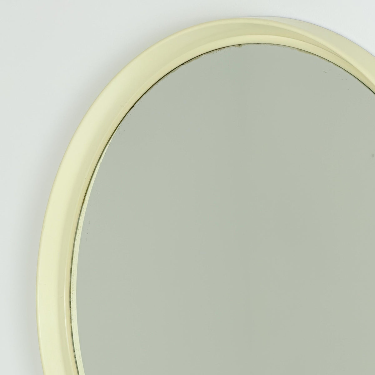 Space Age Mid-Century Round Wall Mirror, 1970s German Modernist Mirror, Vintage Circular Mirror, Retro Wall Decor, Germany
