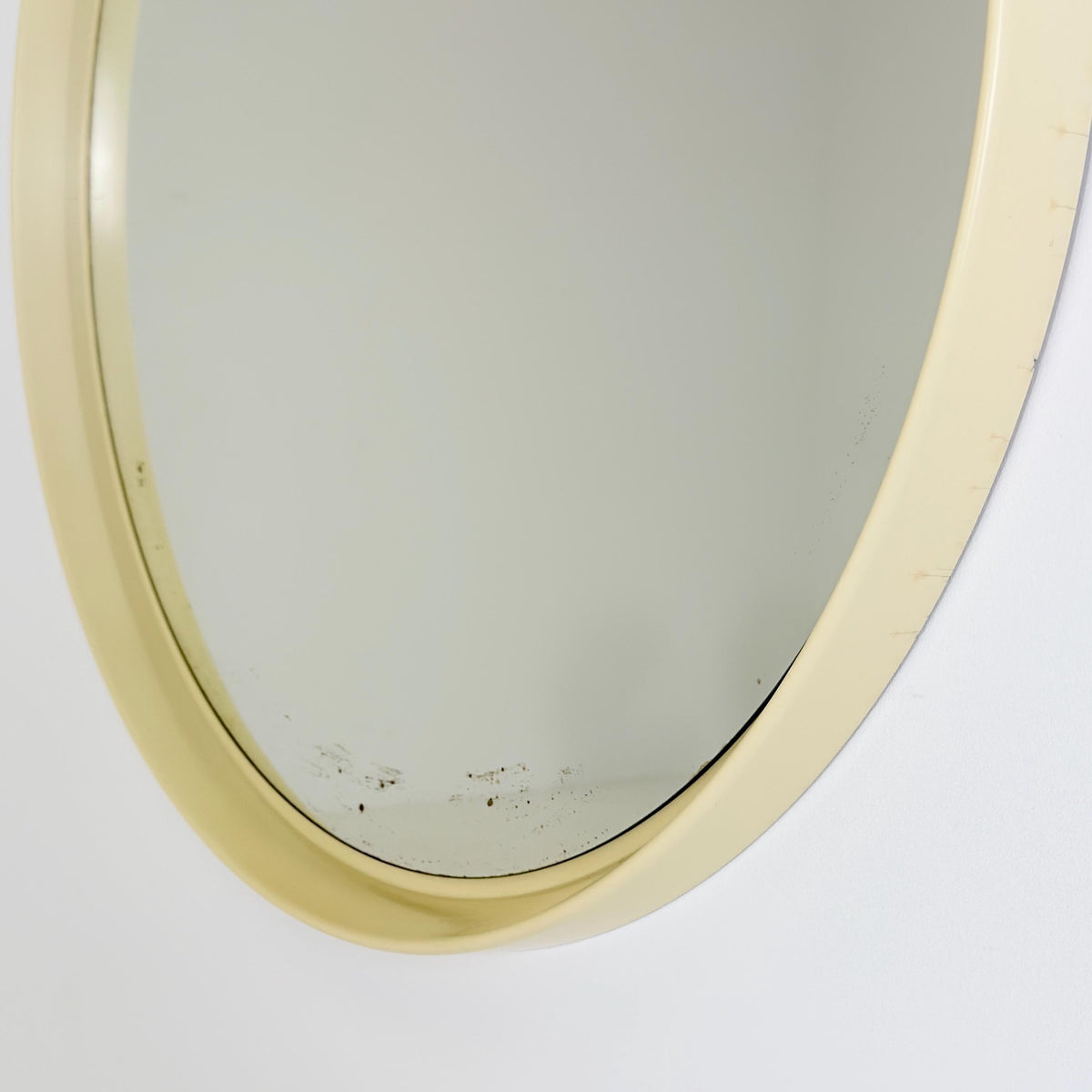 Space Age Mid-Century Round Wall Mirror, 1970s German Modernist Mirror, Vintage Circular Mirror, Retro Wall Decor, Germany