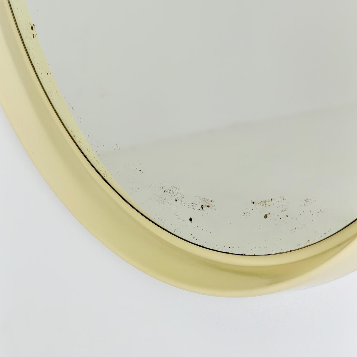 Space Age Mid-Century Round Wall Mirror, 1970s German Modernist Mirror, Vintage Circular Mirror, Retro Wall Decor, Germany