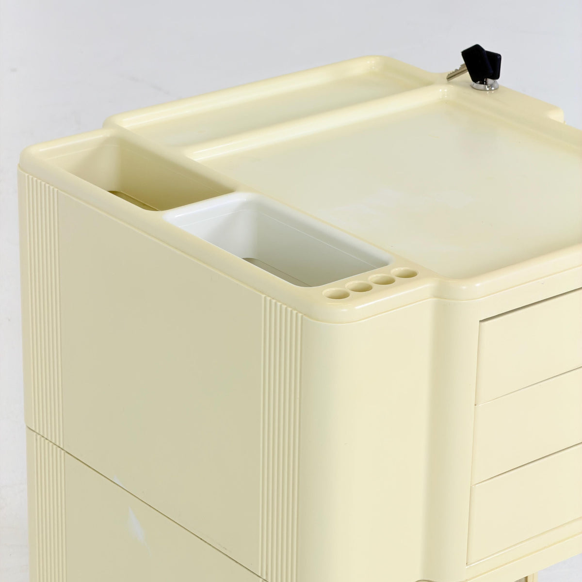 Rare Neolt Superstile Organizer Trolley | Italian Mid Century Storage Cart | Vintage ABS Office Design 1970s.