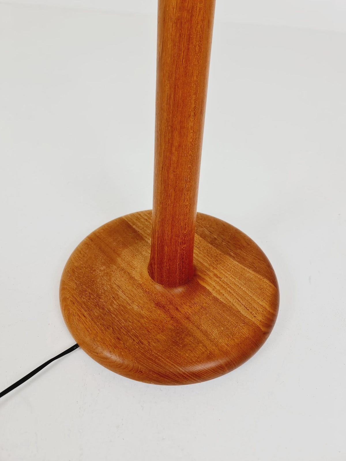 Rare big Midcentury Danish floor lamp by Dyrlund solid teak, 1960s