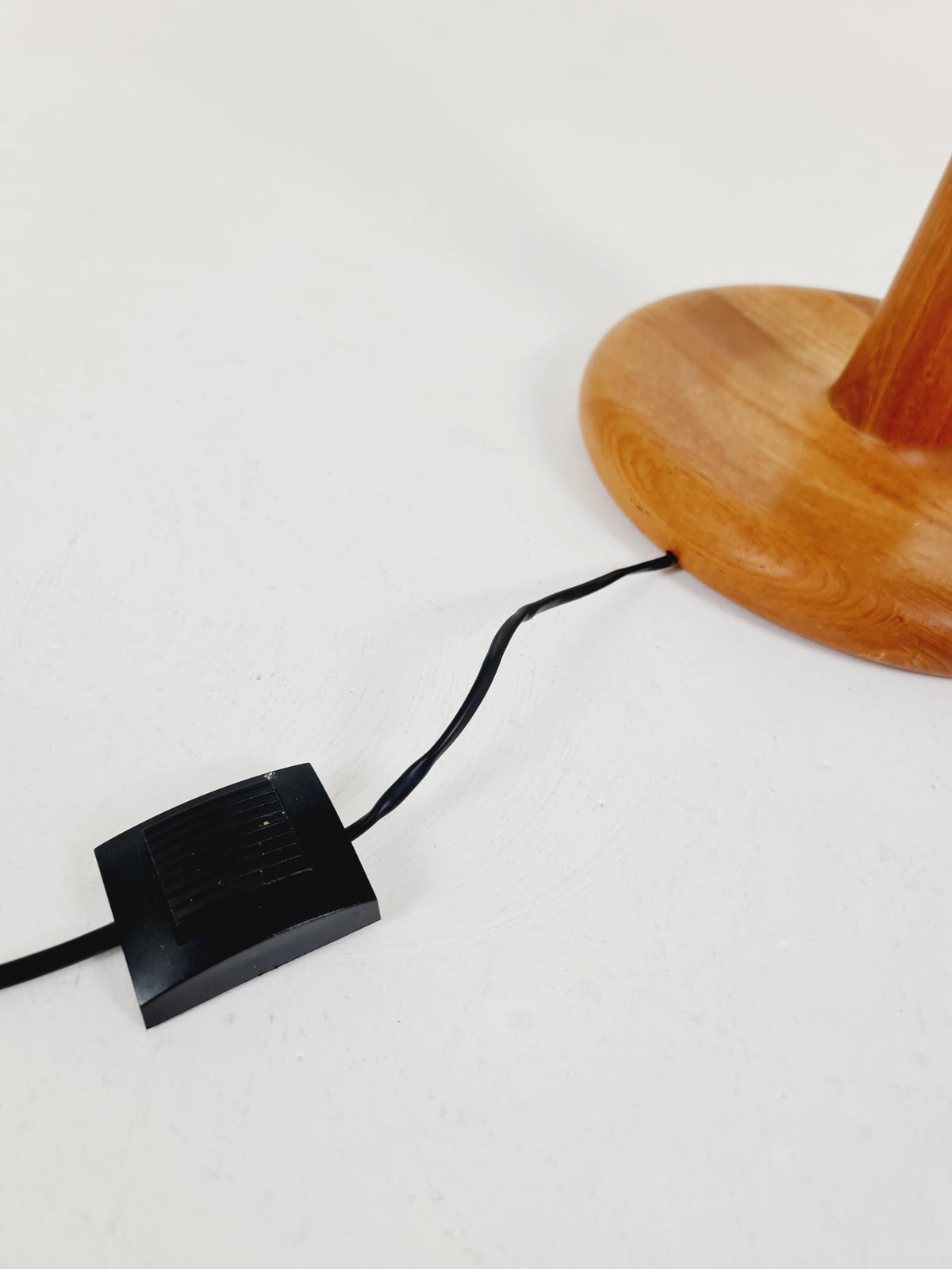 Rare big Midcentury Danish floor lamp by Dyrlund solid teak, 1960s