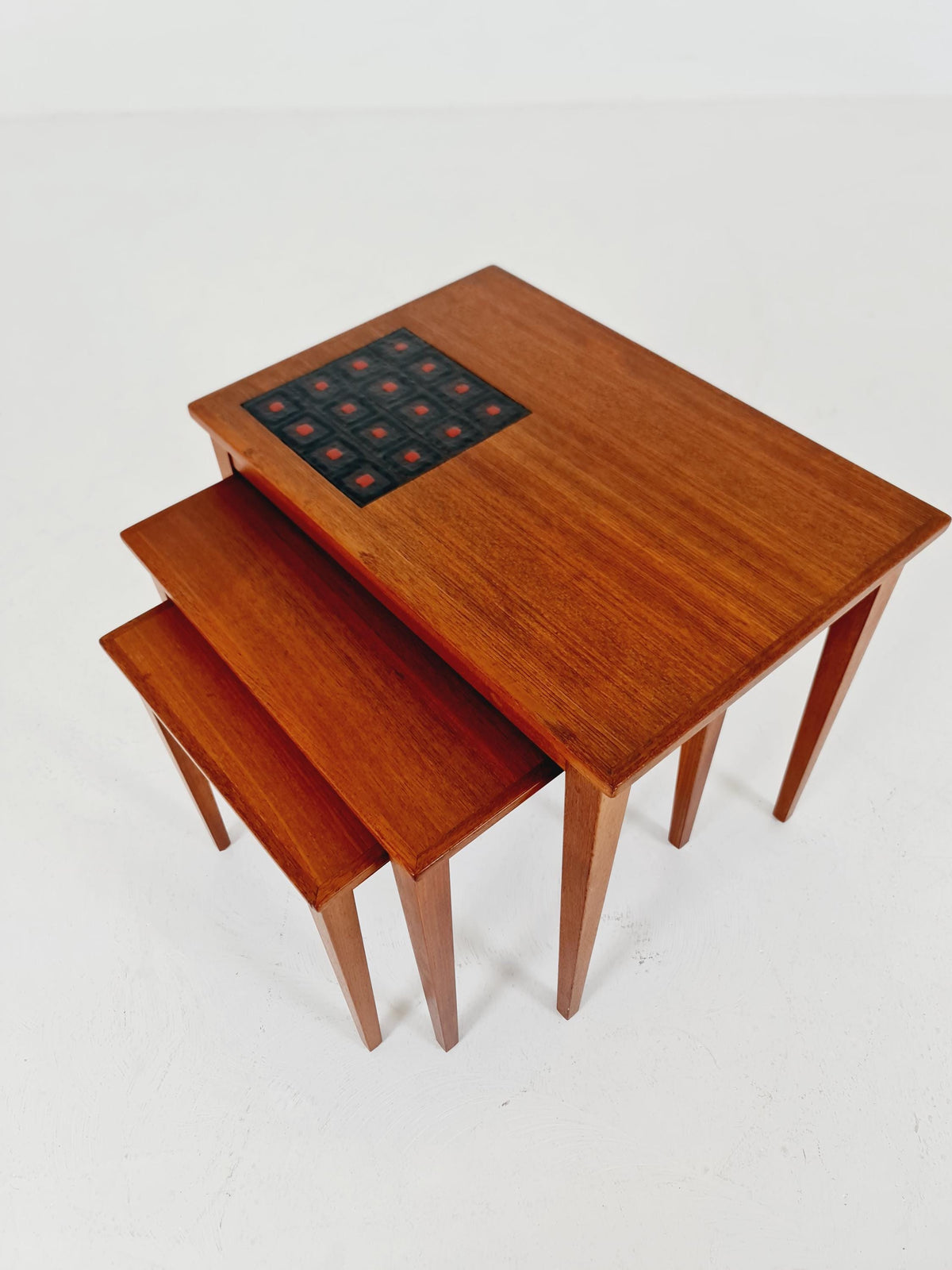 Midcentury danish teak + ceramic nesting tables/ side tables by Kvalitet Möbler, 1960s