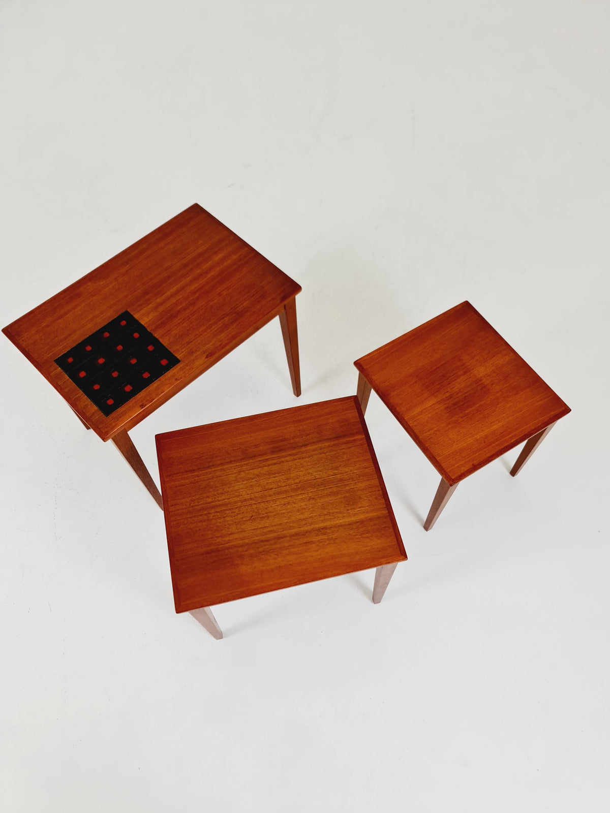 Midcentury danish teak + ceramic nesting tables/ side tables by Kvalitet Möbler, 1960s