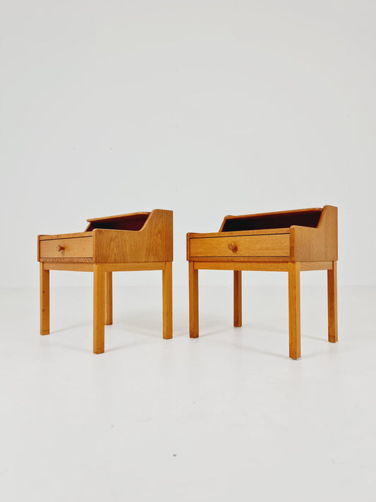 Pair of Swedish Midcentury Oak Vintage Side table/ Bedside table/ Night stand 1960s