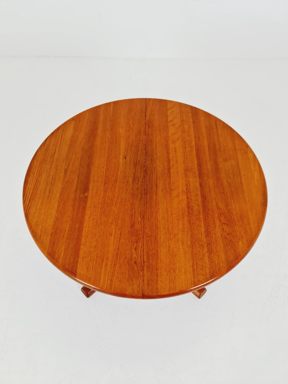 Mid century extendable Danish Modern Solid Teak XL dining table by Dyrlund MöbelFabrik , 1970s