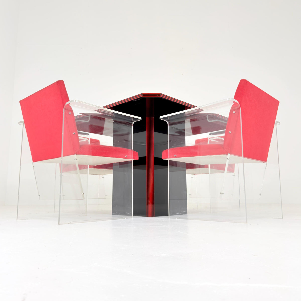 Rare Italian Postmodern Dining Set – Table & 4 Plexiglass Armchairs Italy 1980s