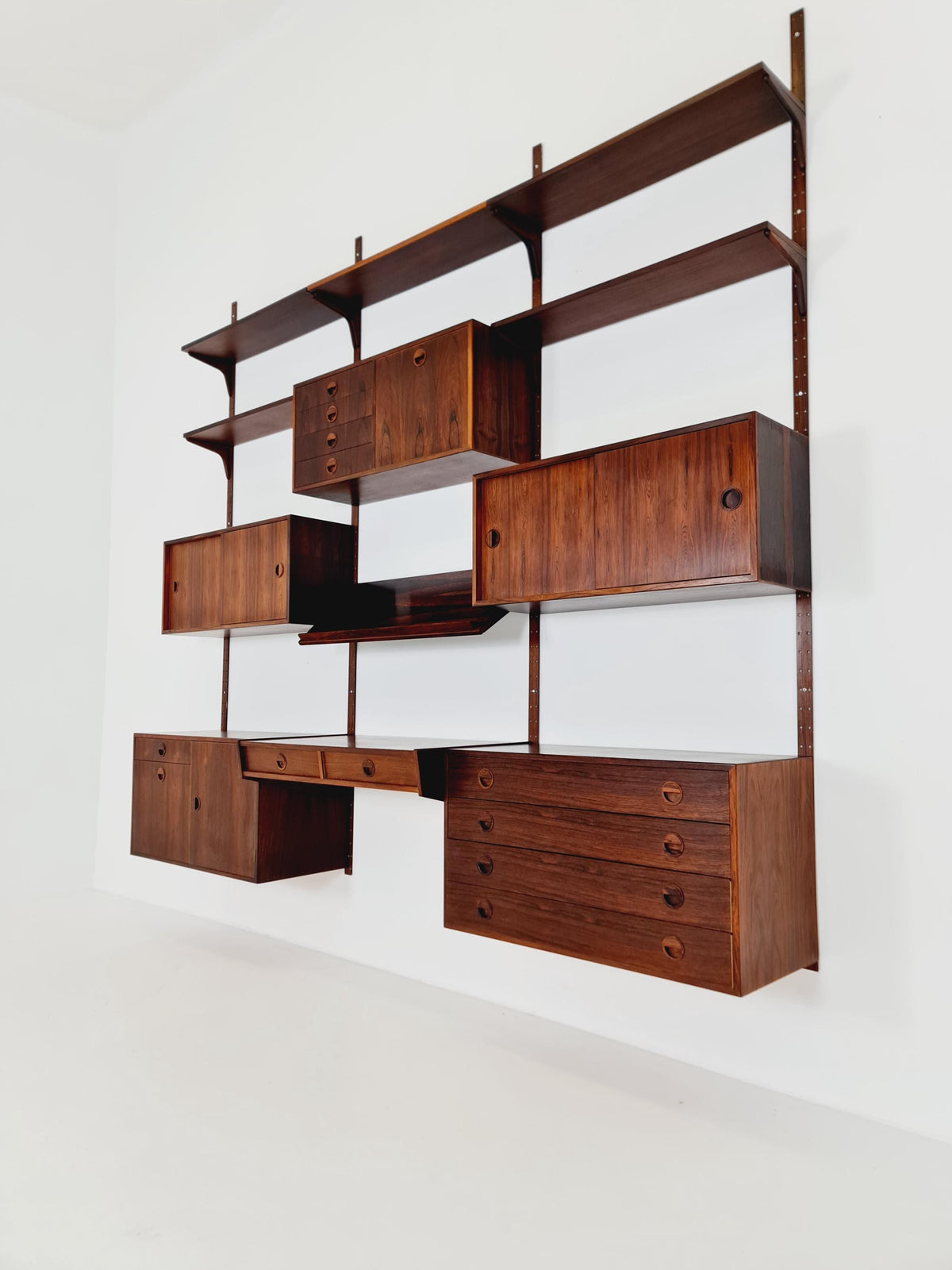 Rare Danish modern modular Rosewood shelving system by Hansen & Guldborg for HG Mobler, Denmark, 1960s