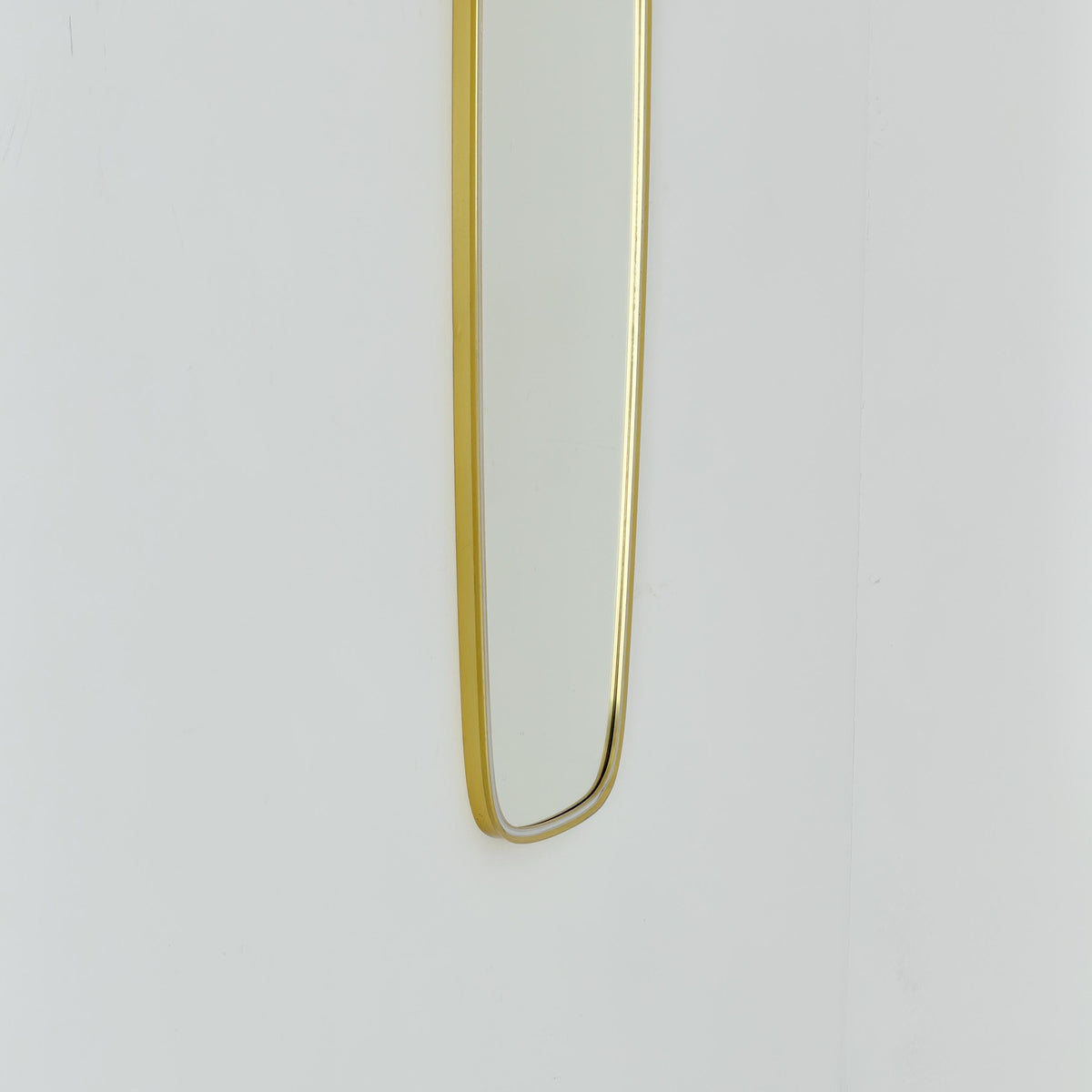 Rare Mid-Century Modern brass kidney Wall Mirror – by Arax zierspiegep western Germany, 1960s