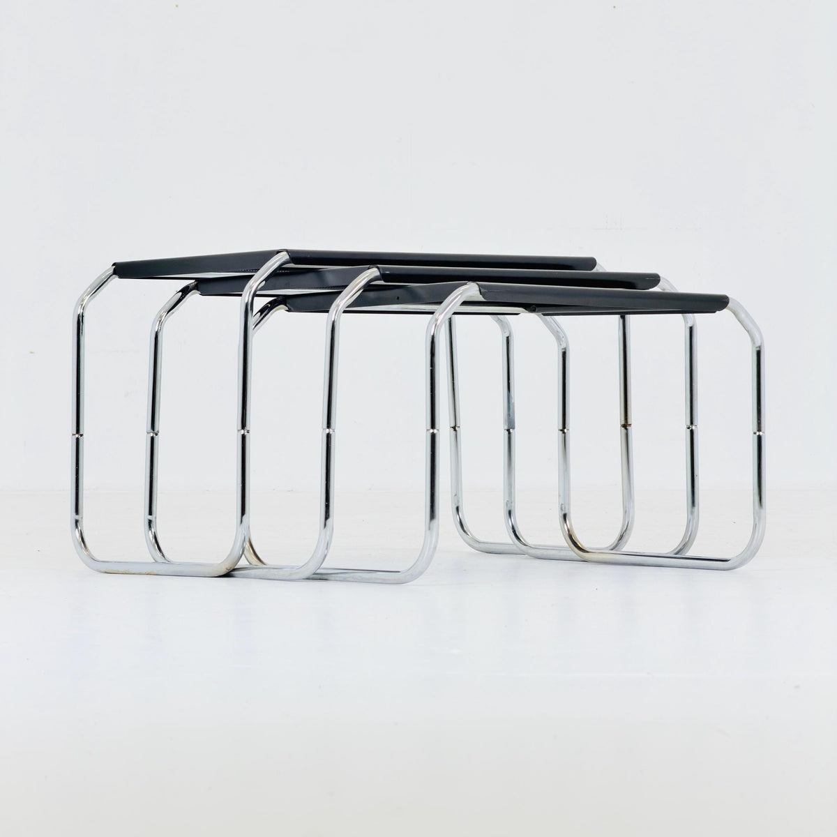 Set of 3 Italian Mid-Century / Bauhaus Style Nesting Tables 1980 Italy