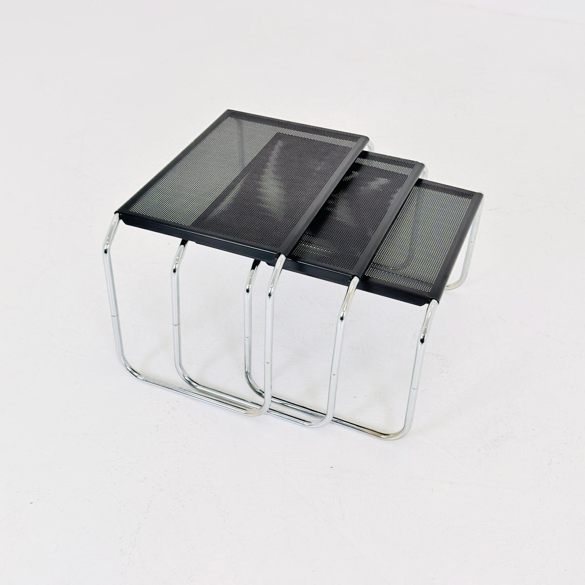 Set of 3 Italian Mid-Century / Bauhaus Style Nesting Tables 1980 Italy
