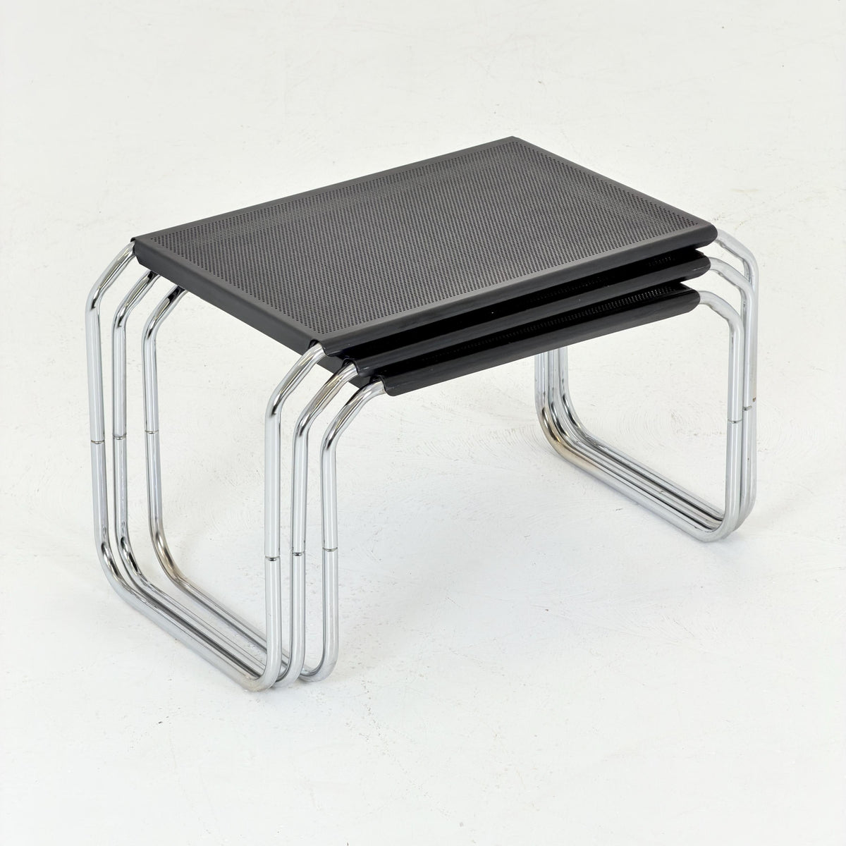 Set of 3 Italian Mid-Century / Bauhaus Style Nesting Tables 1980 Italy