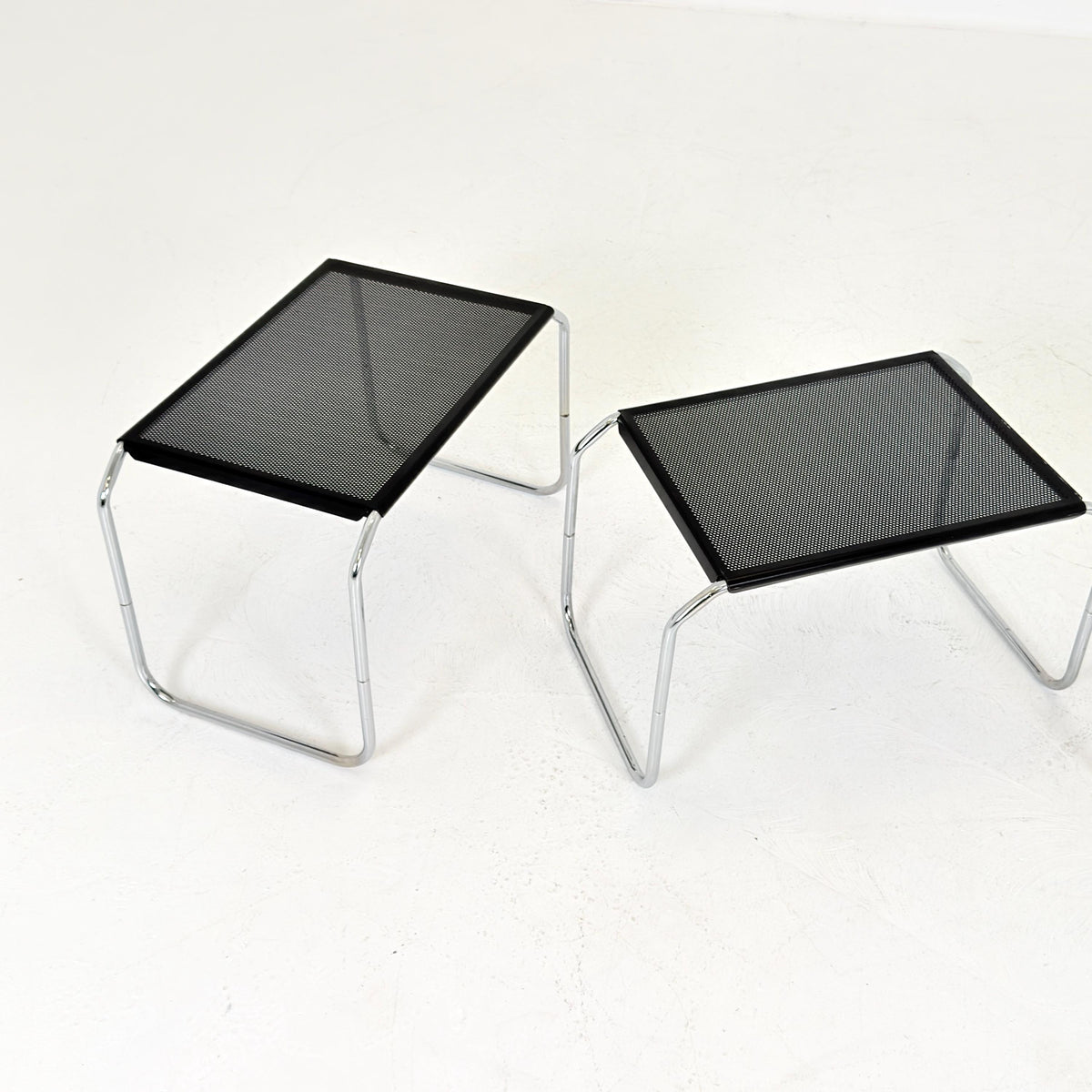 Set of 3 Italian Mid-Century / Bauhaus Style Nesting Tables 1980 Italy