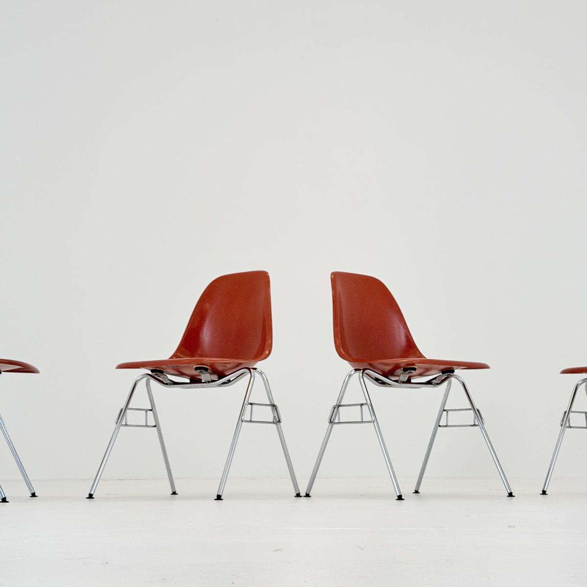 Set of 4 Original Herman Miller Eames DSS Fiberglass Chairs, Coral Orange, 1970s