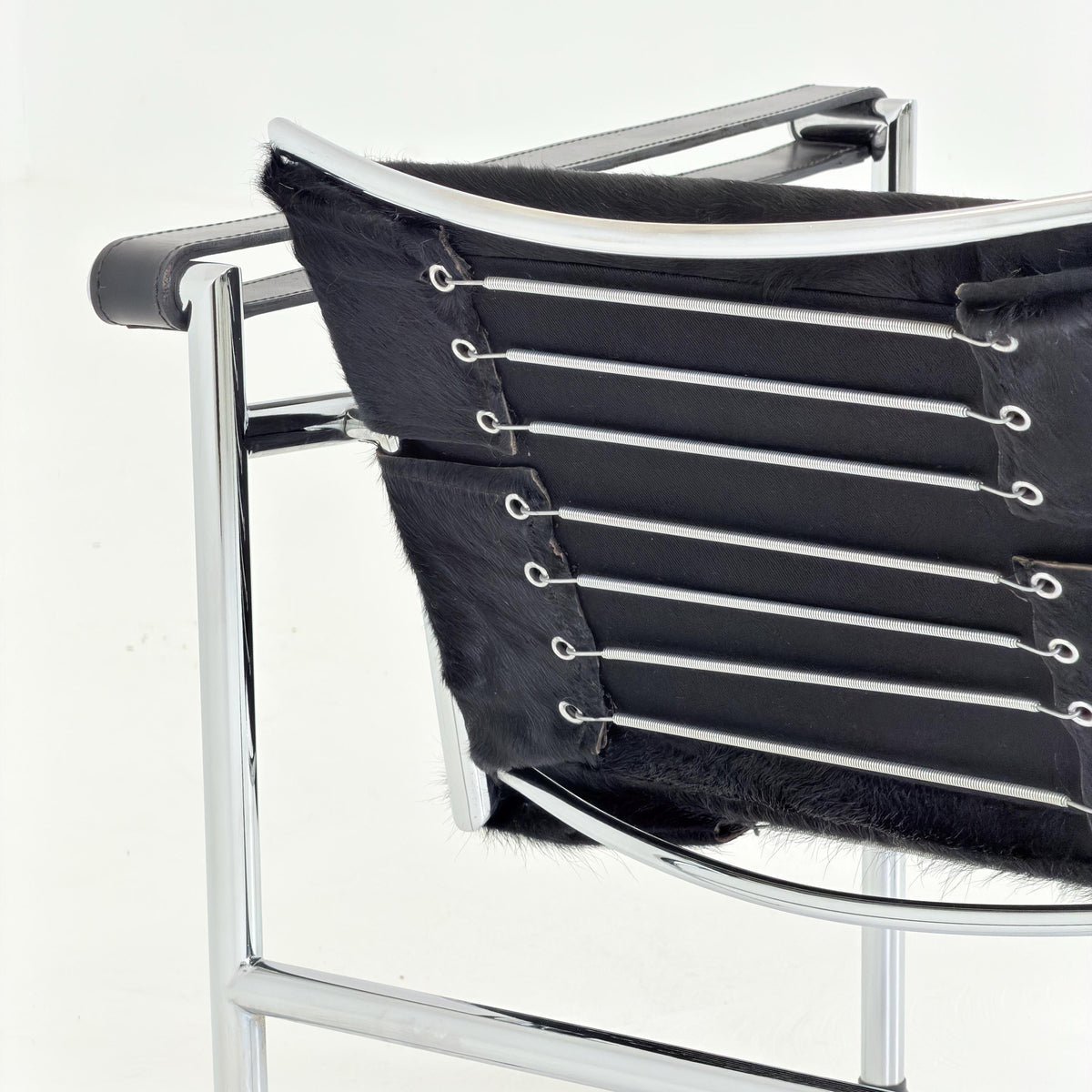 Mid century Bauhaus LC1 Style Sling Armchair, Black Pony Hair Hide & Chrome Frame, Italian Mid-Century Modern Lounge Chair, 1980 Italy