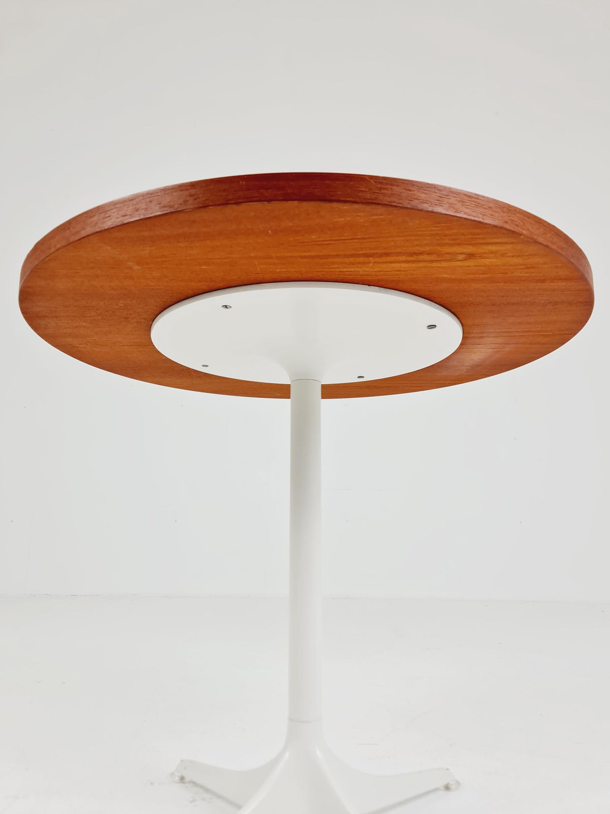 Midcentury side table BY George Nelson for Herman Miller Modell 5452 1970s