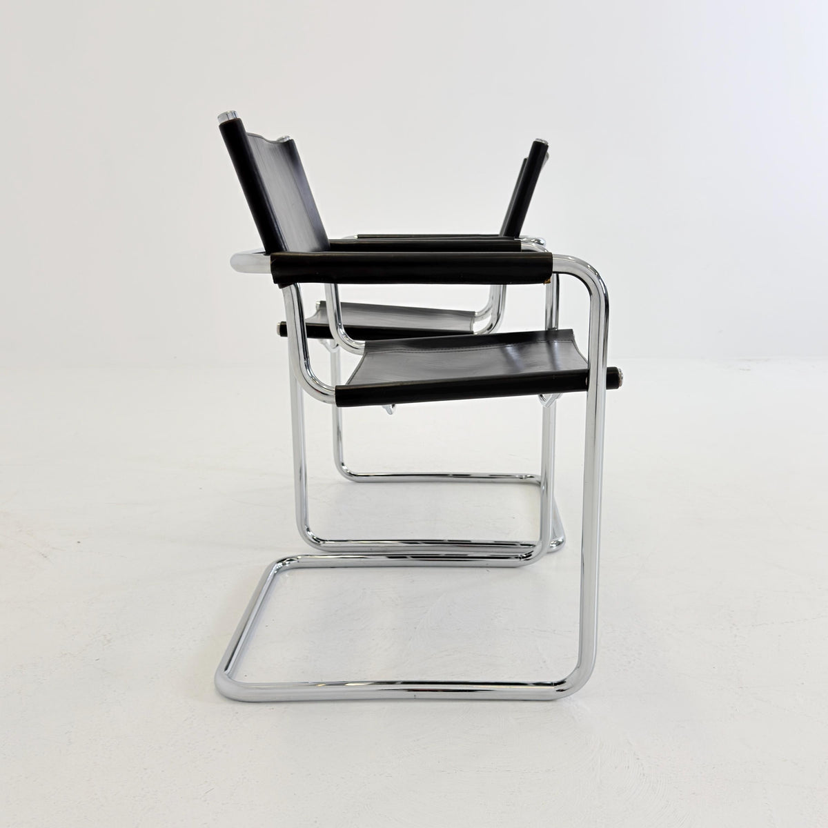 Set of 2 Mid-Century Bauhaus B34 Cantilever black Chairs by Mart Stam for Linea Fiam, Italy, 1980s
