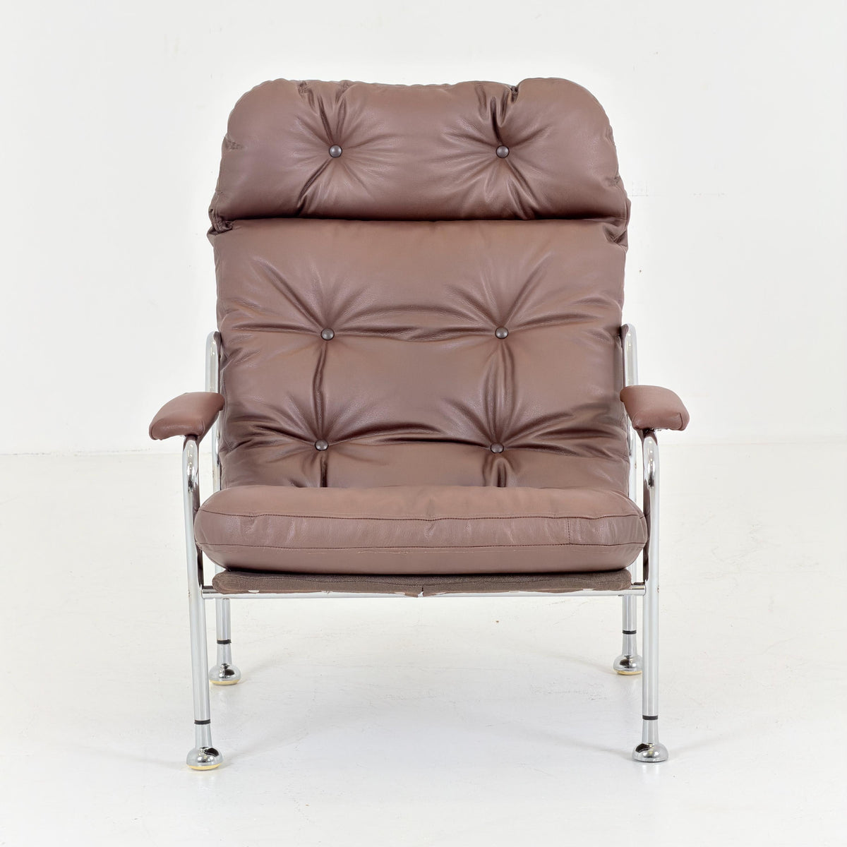 Mid-Century Modern Scandinavian lounge chair Design By Bo Eigert for Stalbo , Sweden 1970s