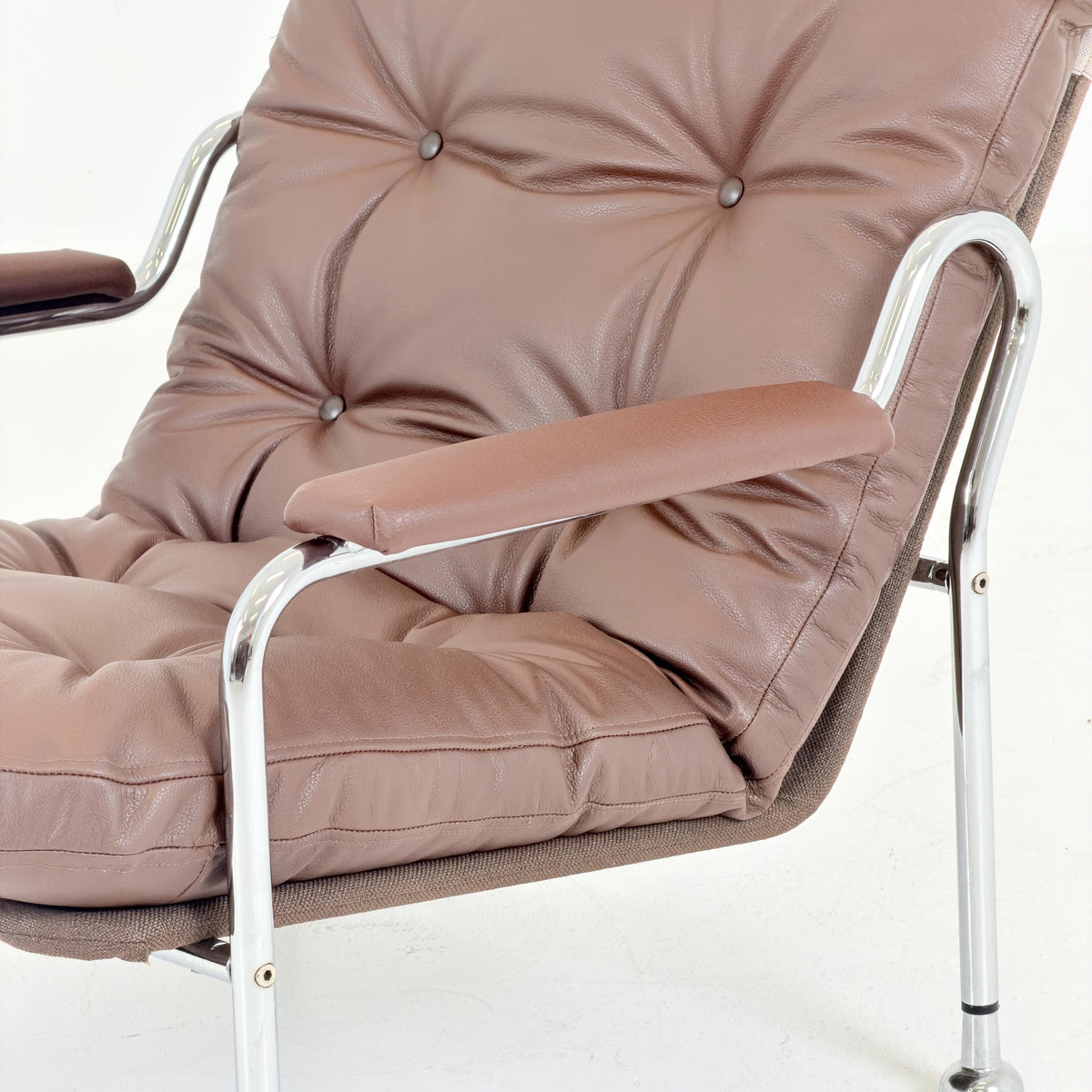 Mid-Century Modern Scandinavian lounge chair Design By Bo Eigert for Stalbo , Sweden 1970s
