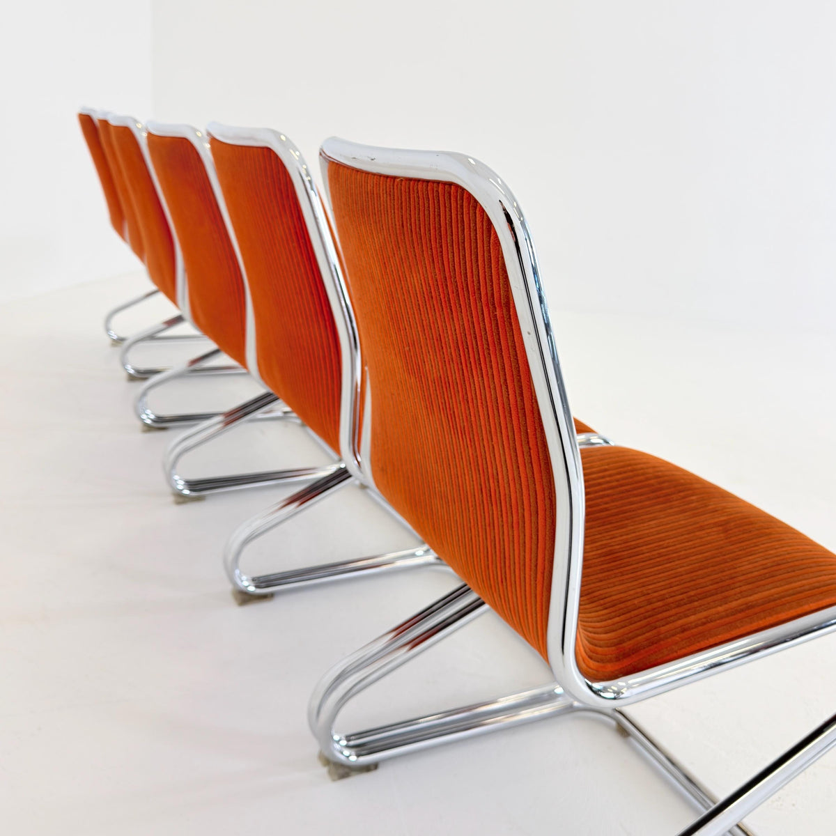 Set of 6 Mid Century Cantilever Dining Z-Chairs 1980s Italy