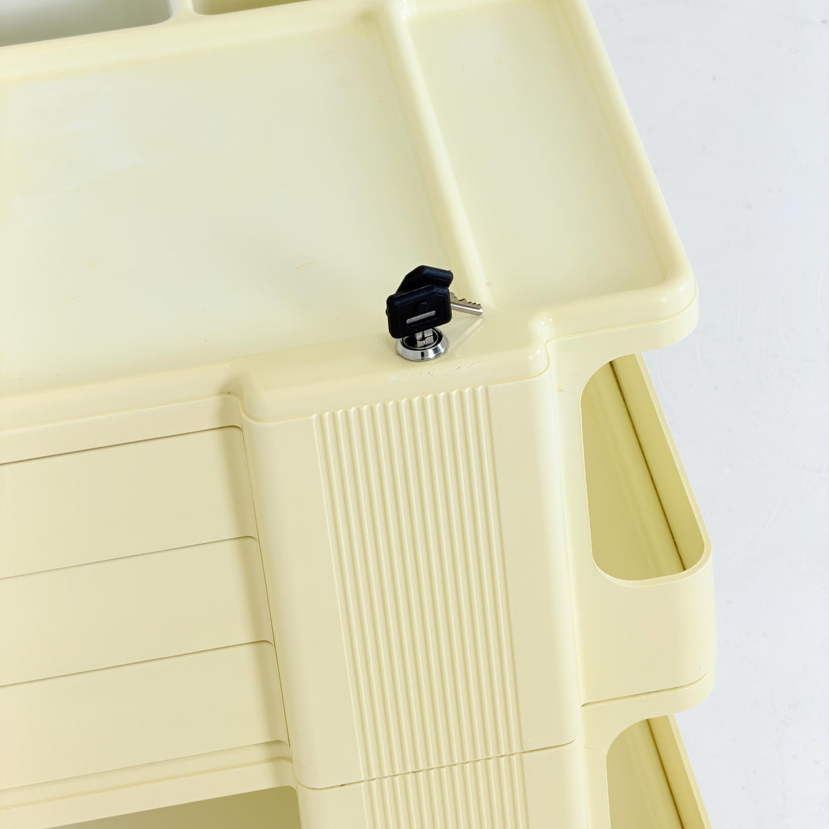 Rare Neolt Superstile Organizer Trolley | Italian Mid Century Storage Cart | Vintage ABS Office Design 1970s.