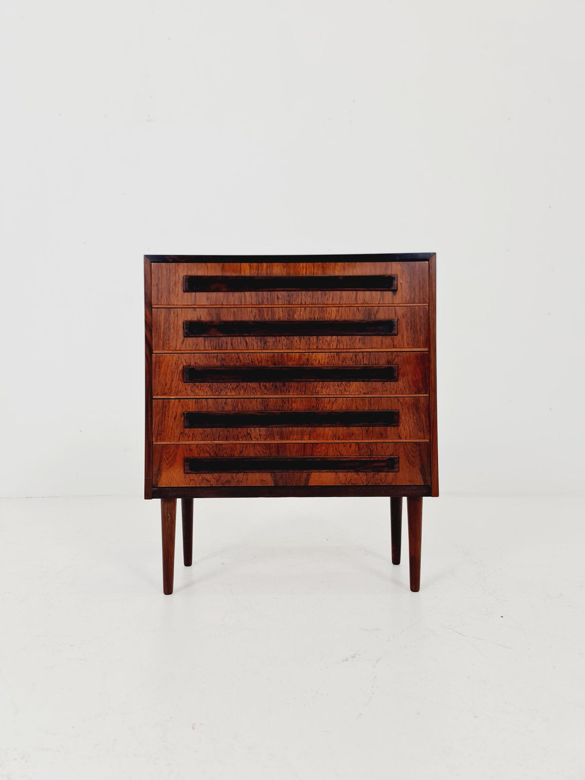 Midcentury danish drawer dresser /5 drawers by EDV. Valentinsen Möbelfabrik 1960s