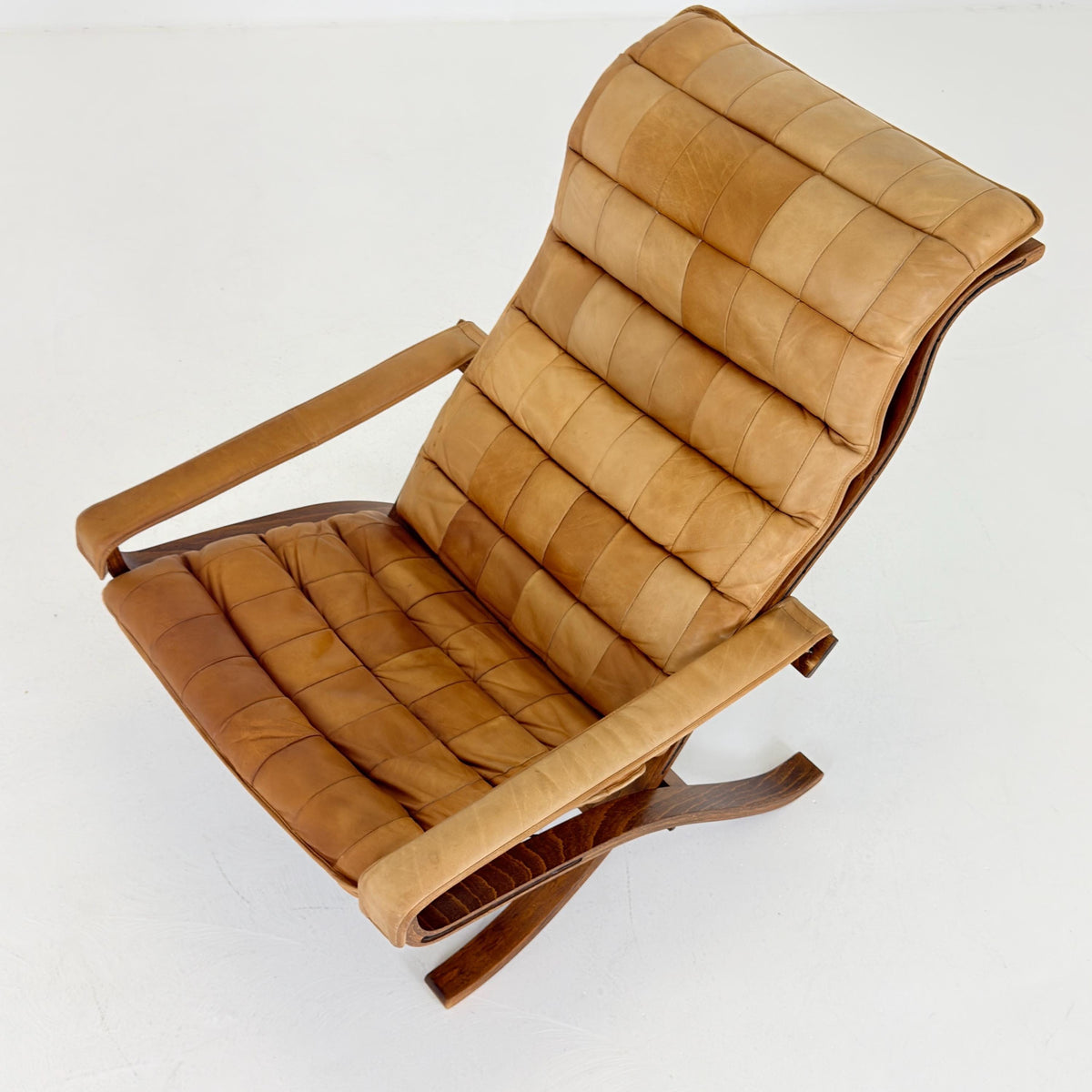 Rare Scandinavian Mid Century Lounge Chair by Ingmar Relling for Westnofa, Cognac Leather Flex Siesta Chair, Denmark, . 1960s