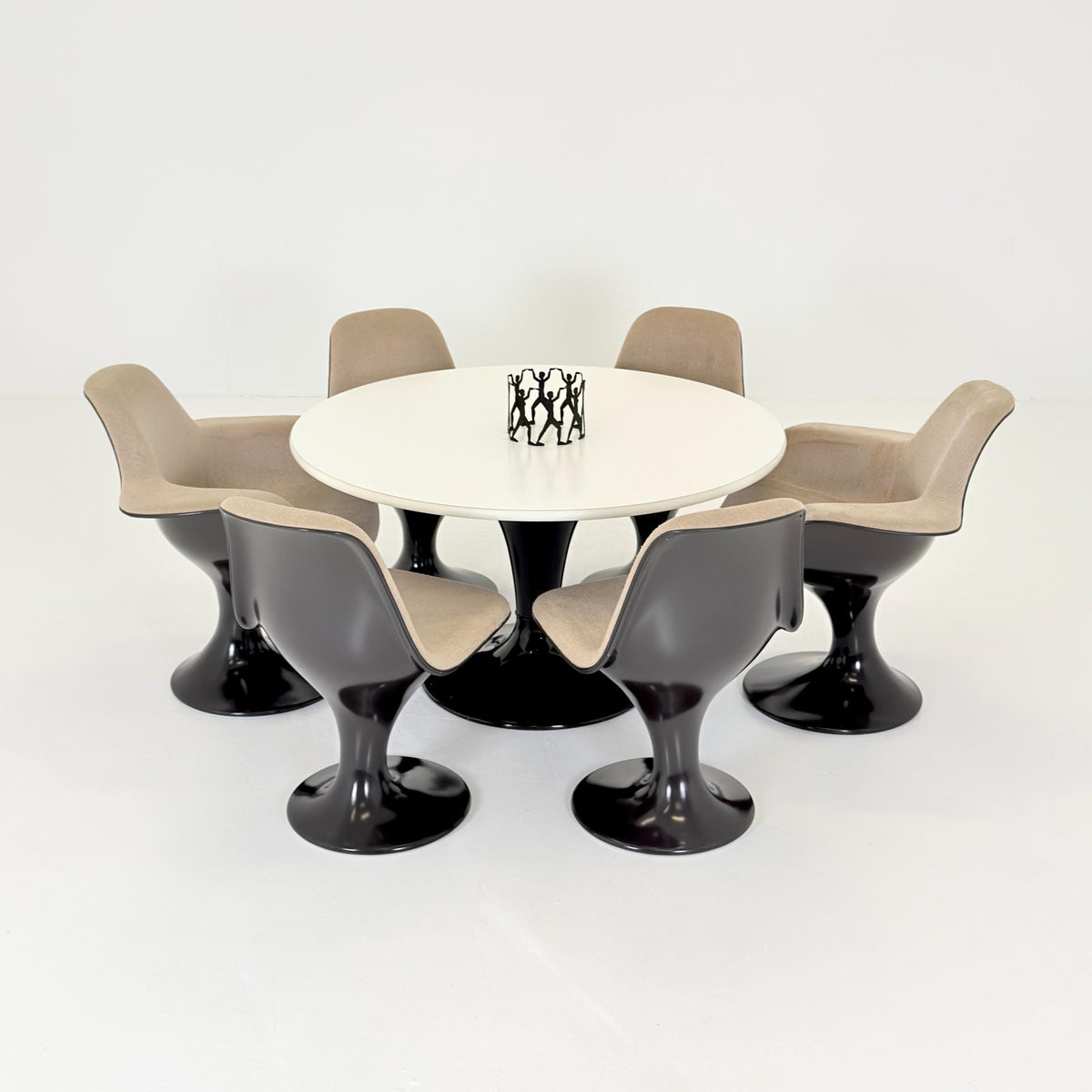 Rare Orbit Dining Set by Farner & Grunder for Herman Miller, 6 Fiberglass Chairs and Round Tulip Table 1970s Germany