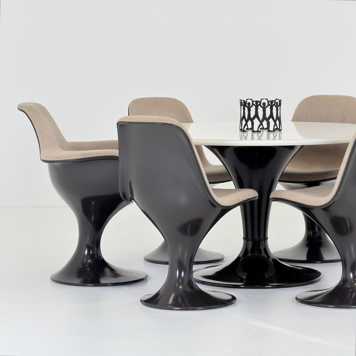 Rare Orbit Dining Set by Farner & Grunder for Herman Miller, 6 Fiberglass Chairs and Round Tulip Table 1970s Germany
