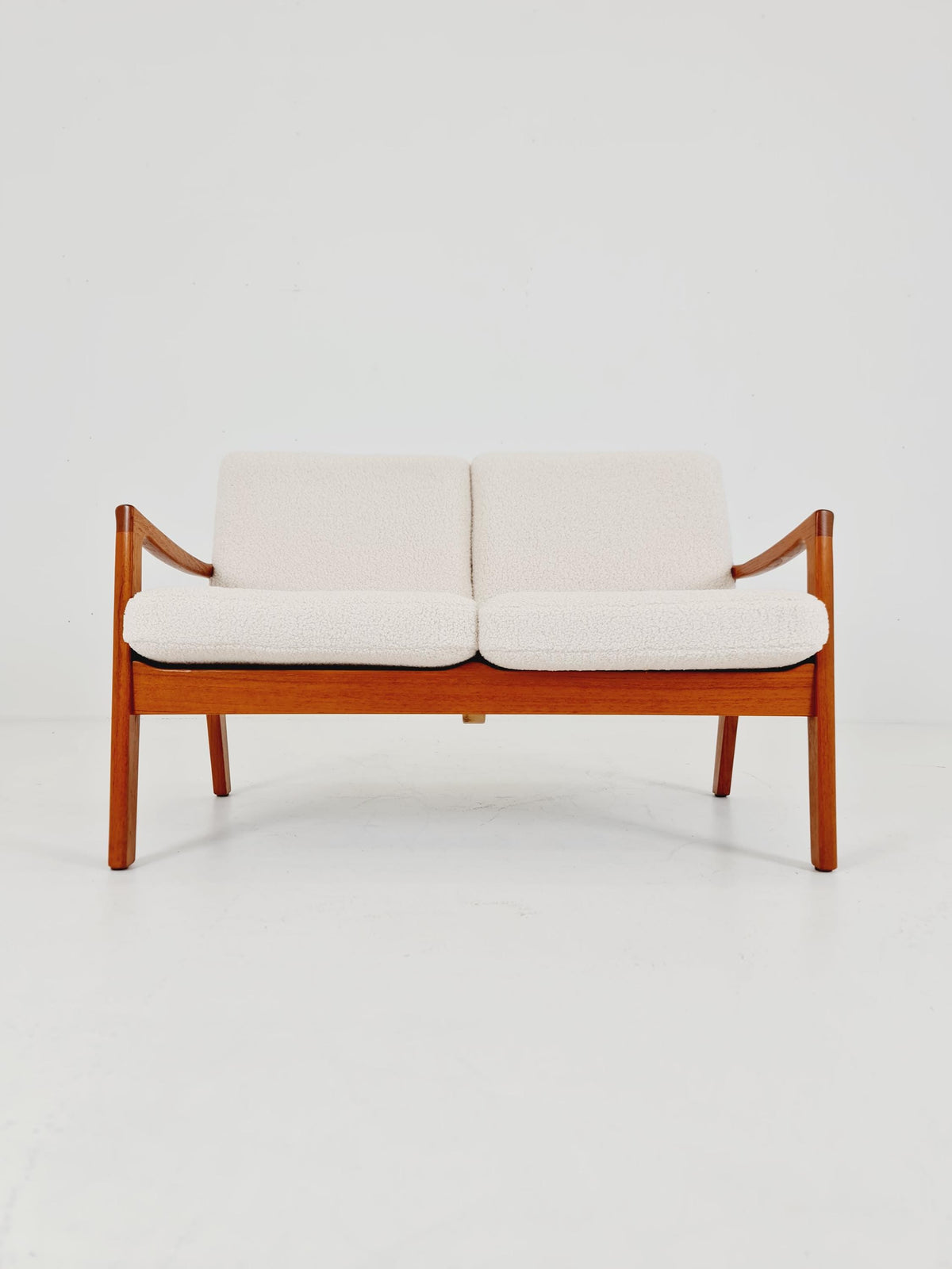 Mid-century Rare Danish teak lounge sofa /Senator Sofa 2 Seater by Ole Wanscher for Peter Jeppesen 1960s