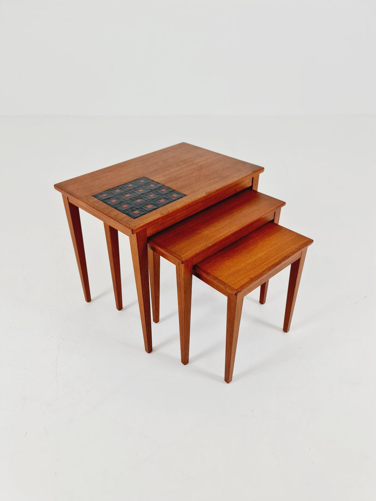 Midcentury danish teak + ceramic nesting tables/ side tables by Kvalitet Möbler, 1960s