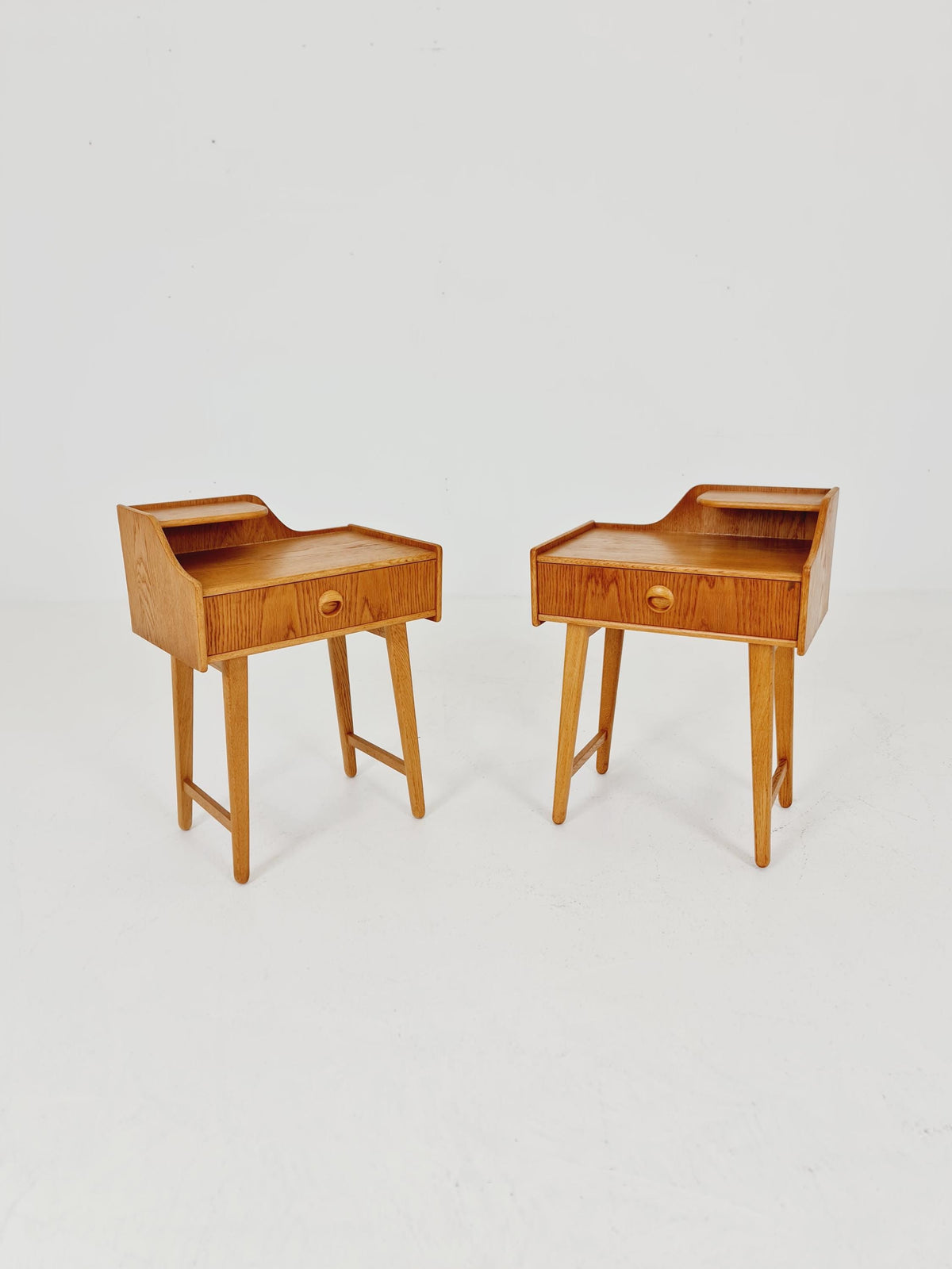 Pair of Swedish Midcentury Oak Vintage Side table/ Bedside table/ Night stand by Talgo 1960s
