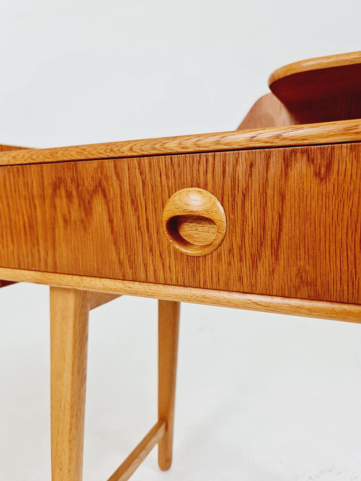 Pair of Swedish Midcentury Oak Vintage Side table/ Bedside table/ Night stand by Talgo 1960s