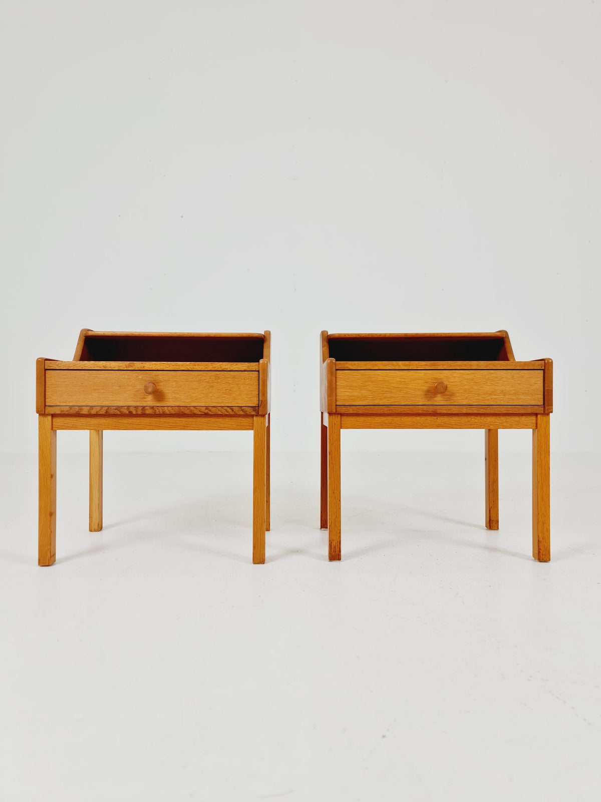 Pair of Swedish Midcentury Oak Vintage Side table/ Bedside table/ Night stand 1960s