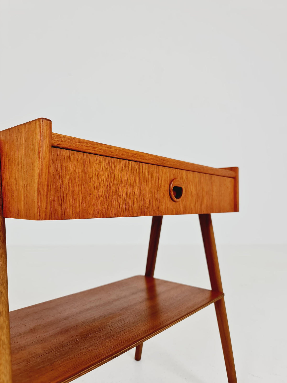 Midcentury Carlstrom & Co teak vintage side table/ bedside table/ night stand, 1960s