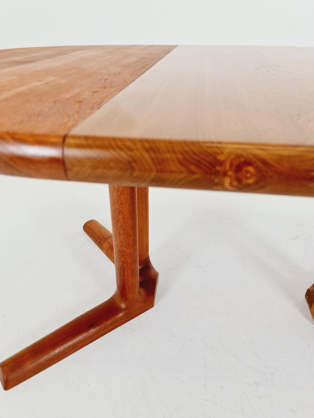 Mid century extendable Danish Modern Solid Teak XL dining table by Dyrlund MöbelFabrik , 1970s