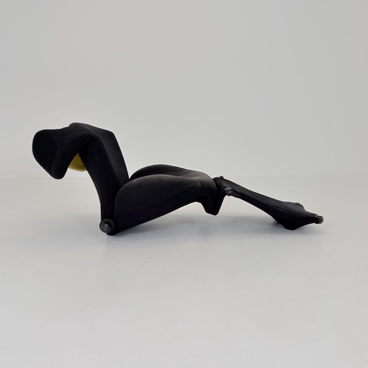 Iconic Wink Armchair by Toshiyuki Kita – Black & Yellow by Cassina , Italy, 2000s