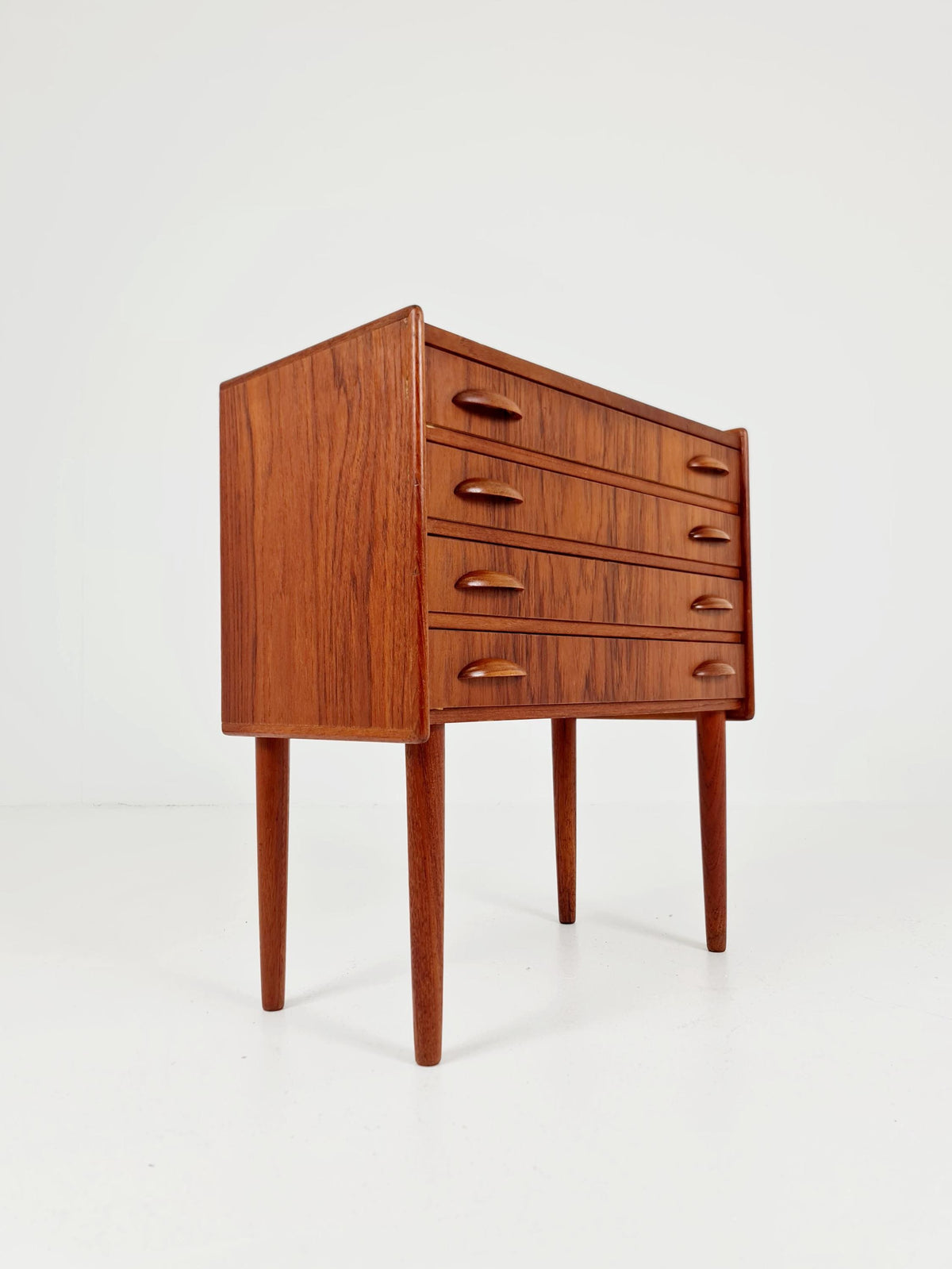 Midcentury danish drawer dresser /4 drawers 1960s