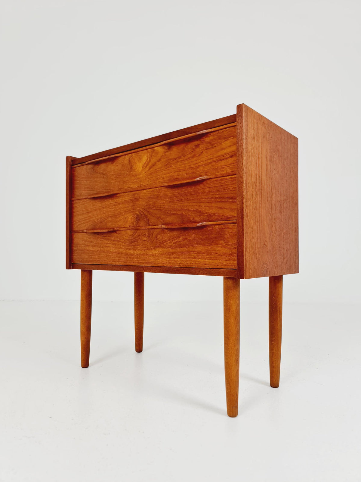 Midcentury danish drawer dresser /3 drawers 1960s