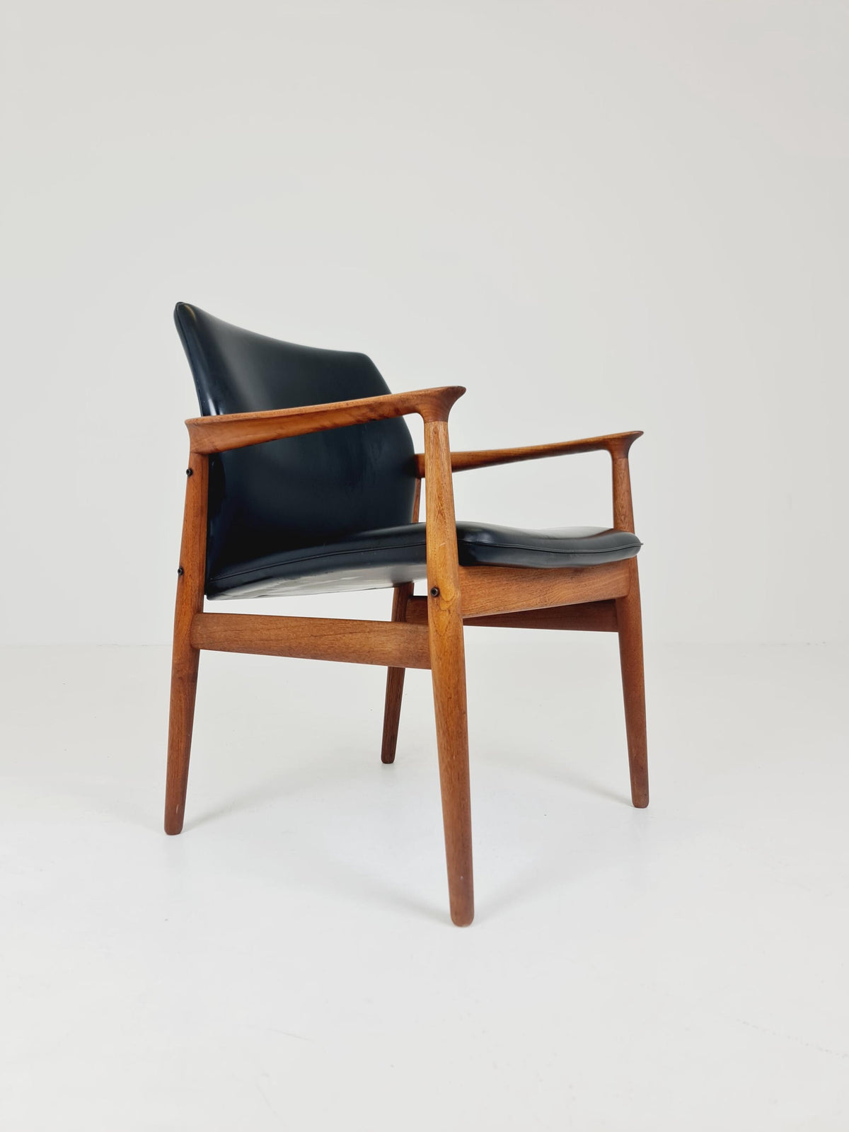 Mid-century Rare Danish teak lounge chair/ Easy chair by Grete Jalk For Glostrup , 1960s