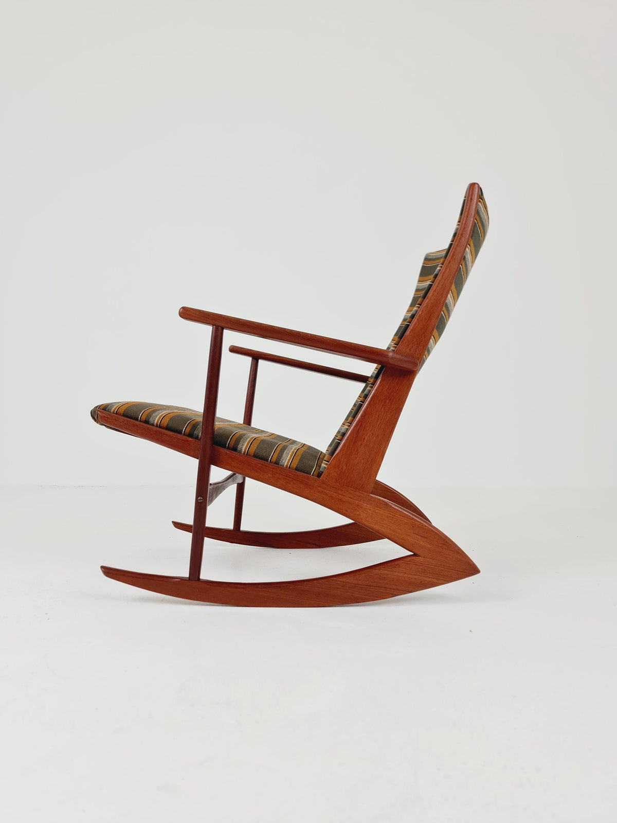Rare Danish Teak Rocking Chair by Soren Georg Jensen For Kubus Möbelfabrik Modell 87 , 1960s