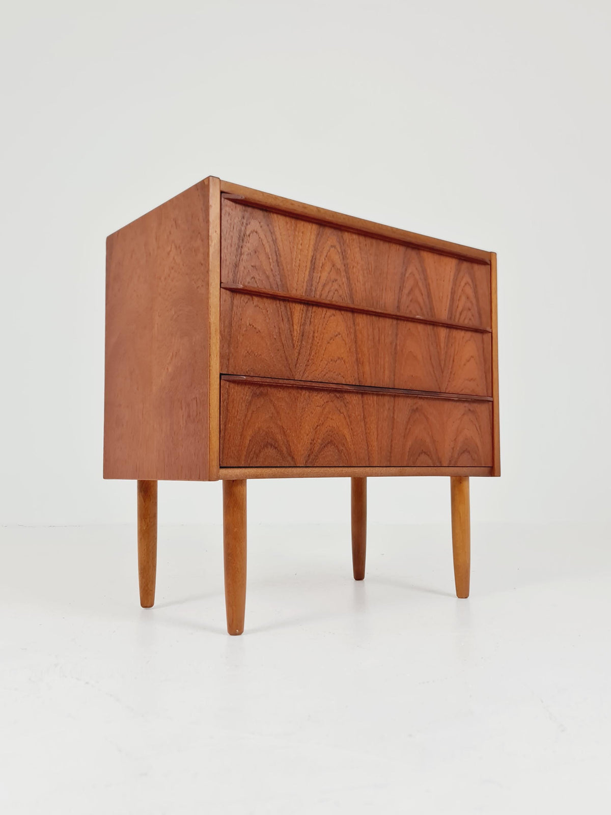Midcentury danish drawer dresser /3 drawers 1960s