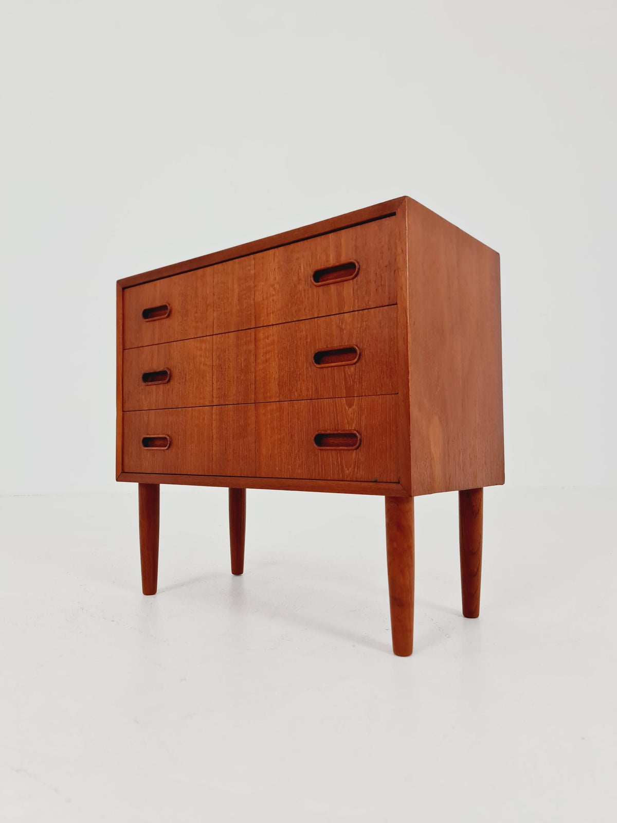 Midcentury danish drawer dresser /3 drawers 1960s