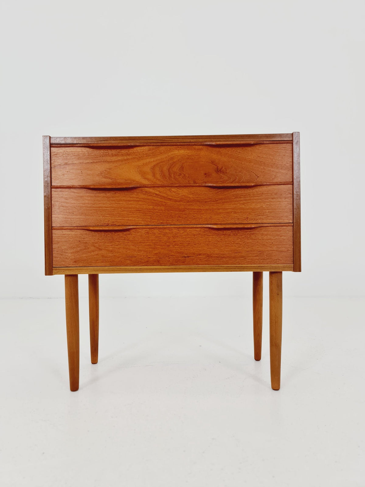 Midcentury danish drawer dresser /3 drawers 1960s
