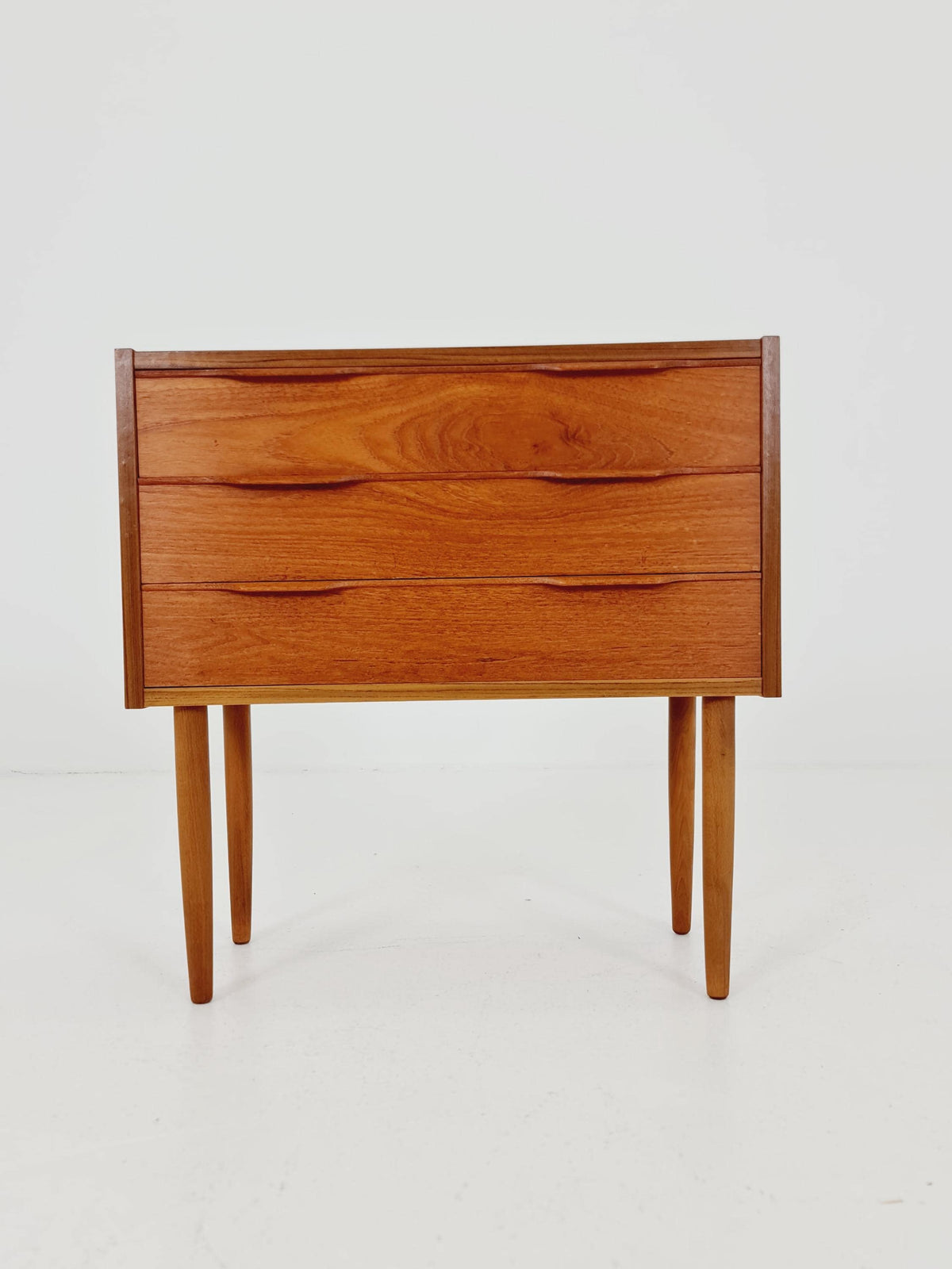 Midcentury danish drawer dresser /3 drawers 1960s