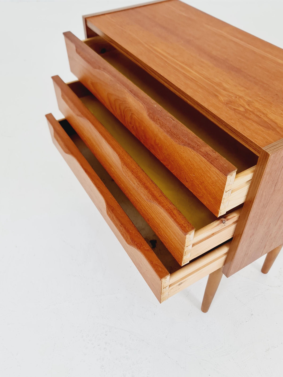 Midcentury danish drawer dresser /3 drawers 1960s