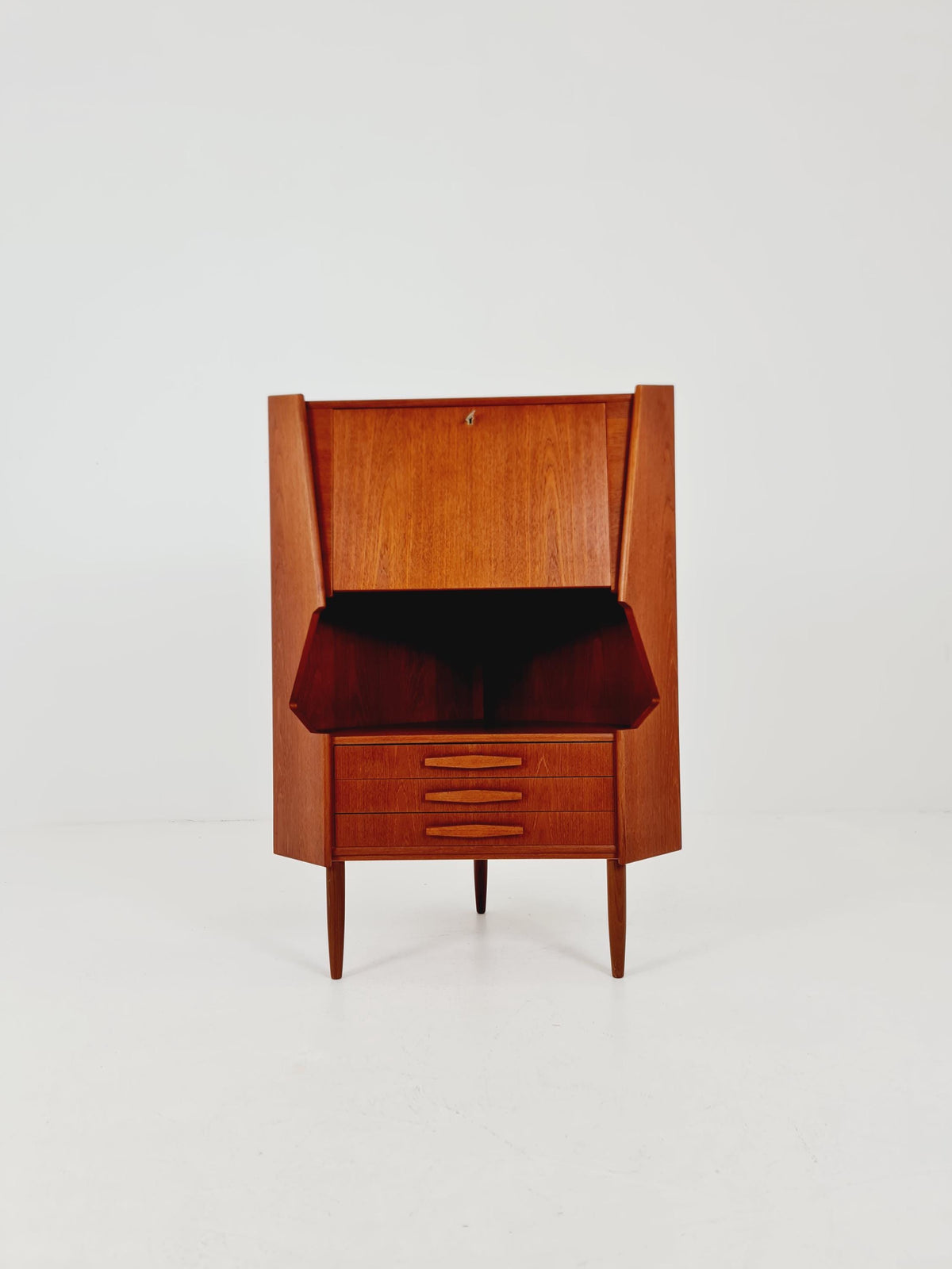 Mid Century Modern danish Drniks corner cabinet teak By Omann Jun , 1960s