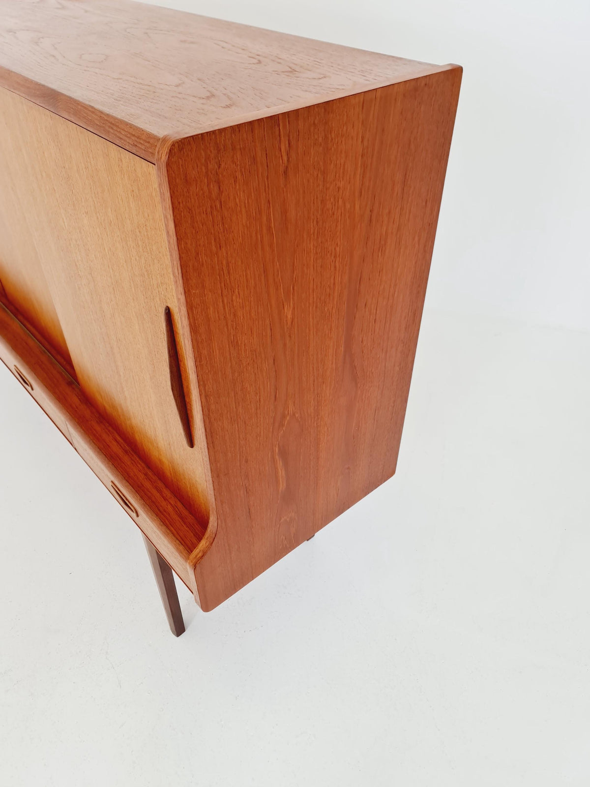 Mid-Century Modern Teak Highboard / Sideboard /Bar 1960s