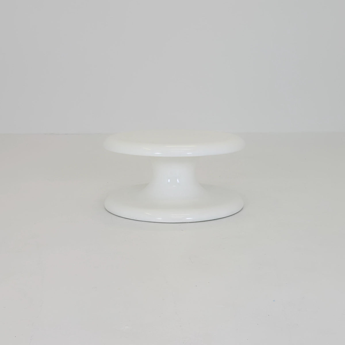 Rare Vintage Space Age Tulip Coffee Table, White Fiberglass, Italian Design, 1970s